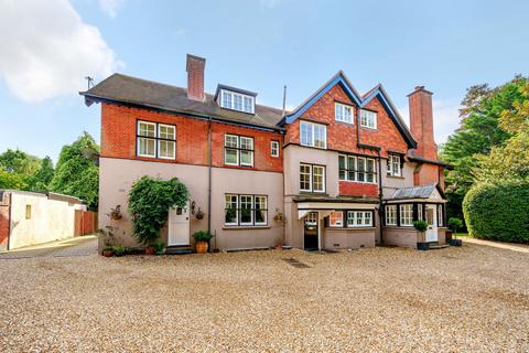 1 bedroom flat for sale, Southdown Road, Shawford, Winchester, Hampshire, SO21
