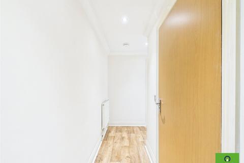 1 bedroom flat for sale, Mawney Road, Romford RM7