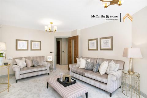 2 bedroom retirement property for sale, Augustus House, Virginia Water GU25 4BB