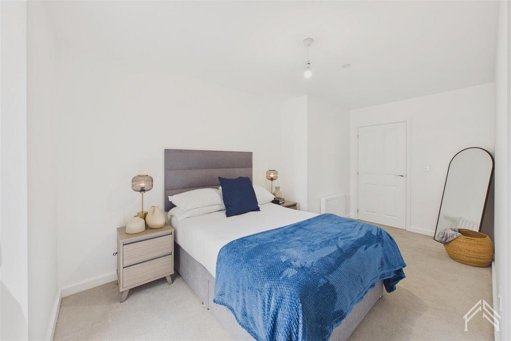 Apartment in Birmingham, West Midlands - View 5