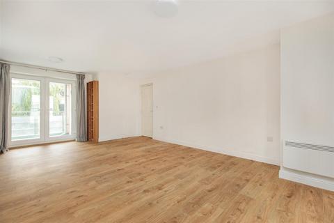 undefined, Knightsbridge Court, Gosforth, NE3