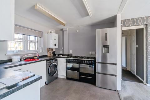 2 bedroom ground floor flat for sale, Kirby House, Methuen Way, Corsham