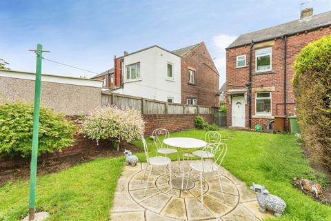 2 bedroom end of terrace house for sale, Springstone Avenue, Ossett