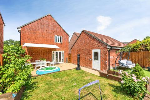 undefined, Hoopswell, Harwell, Didcot, Oxfordshire, OX11