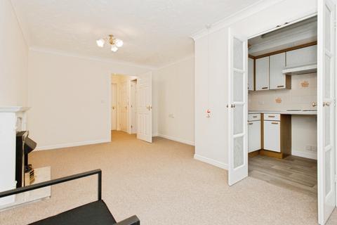 1 bedroom property for sale, Haig Court, Cambridge, Cambridgeshire, CB4
