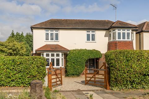 4 bedroom detached house for sale, Chalkwell Park Avenue, ENFIELD
