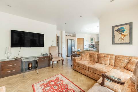 5 bedroom semi-detached house for sale, Cleopatra Close, Stanmore, HA7