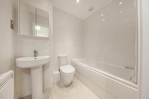 1 bedroom apartment for sale, Cumberland Place, London SE6