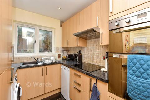 2 bedroom semi-detached house for sale, Rocfort Road, Snodland ME6
