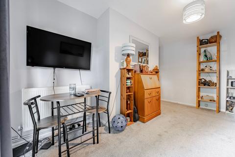 1 bedroom flat for sale, Nightingale Drive, Taverham
