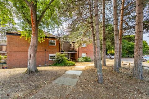 1 bedroom flat for sale, Nightingale Drive, Taverham
