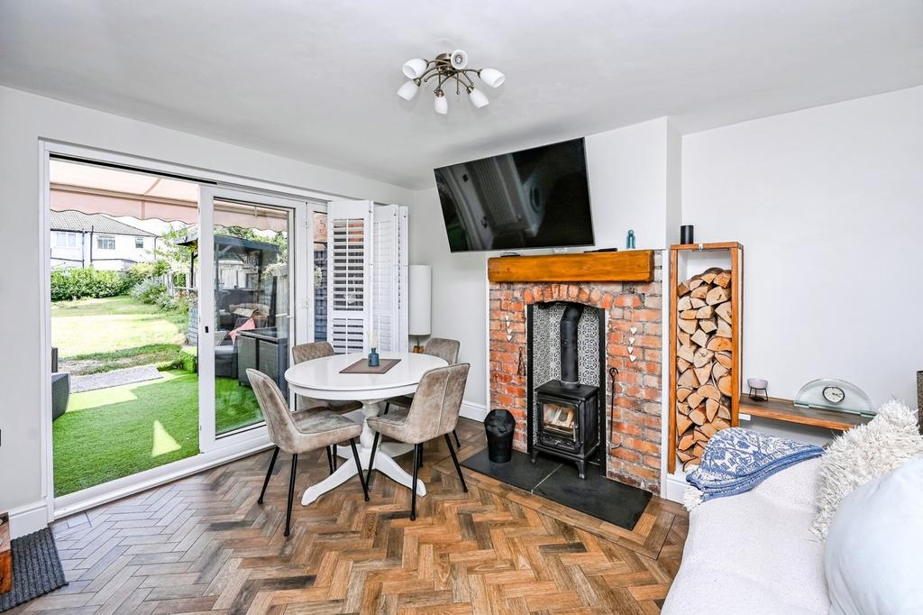 Newenham Crescent, Merseyside, L14 - View 4