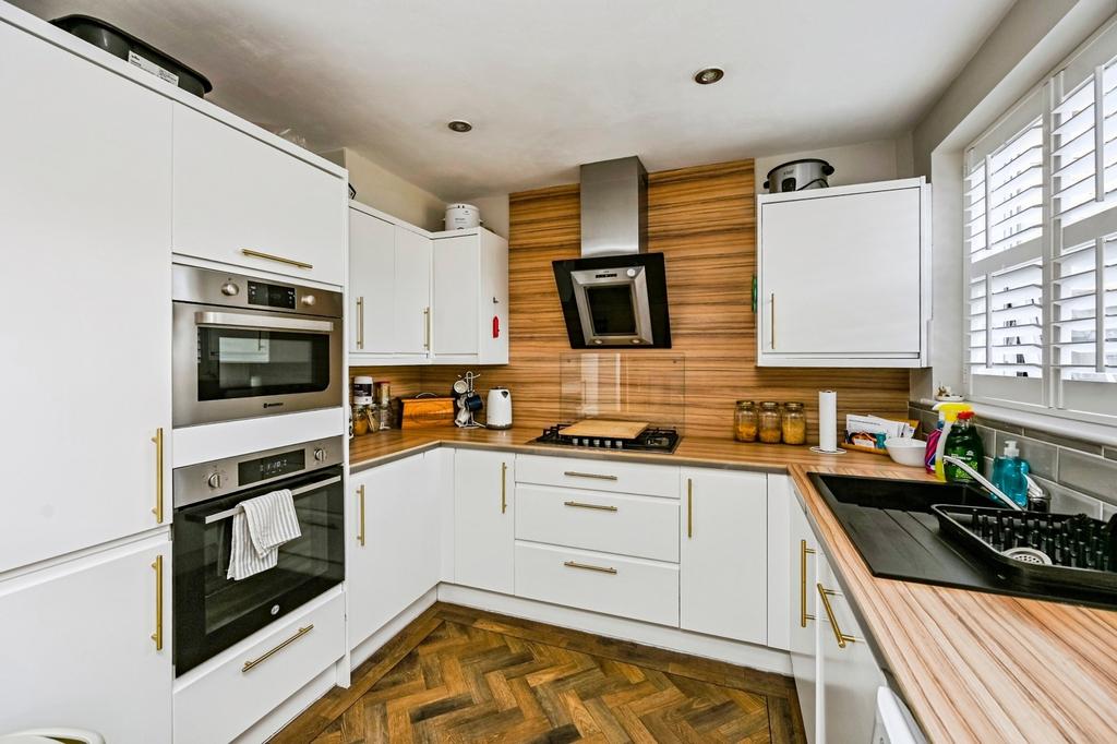 Newenham Crescent, Merseyside, L14 - View 6