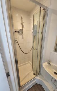 4 bedroom house share to rent, Elgin Road, Croydon, CR0