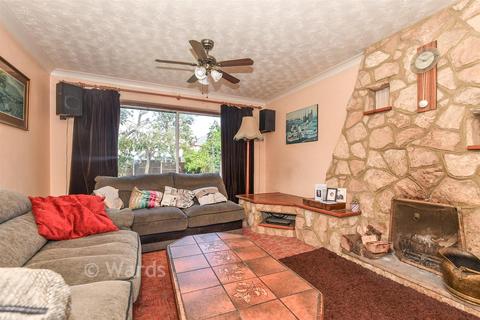 4 bedroom detached house for sale, Westcliff Drive, Sheerness ME12