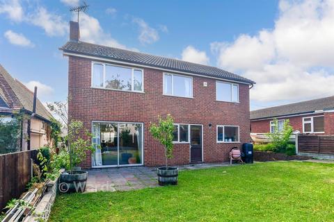 4 bedroom detached house for sale, Westcliff Drive, Sheerness ME12
