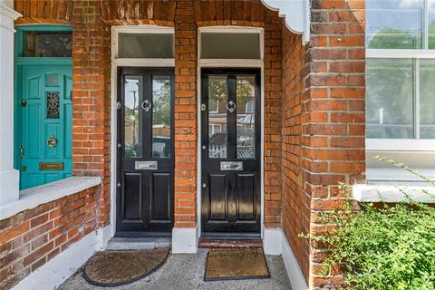 Ashleigh Road, London, SW14