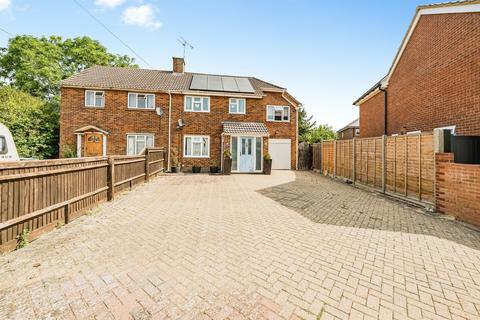 4 bedroom semi-detached house for sale, Verney Walk, Aylesbury