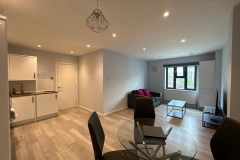 1 bedroom flat to rent, 768-768a Bath Road, Hounslow TW5