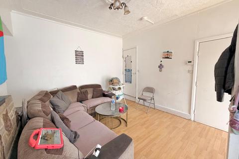 2 bedroom terraced house for sale, Seaforth Road, Leeds, West Yorkshire, LS9
