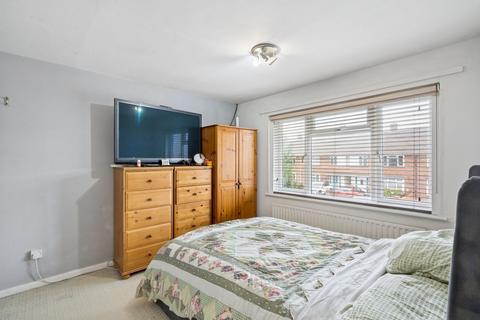 3 bedroom end of terrace house for sale, Heathway, Iver SL0