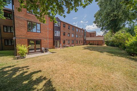 2 bedroom apartment for sale, Kelvedon Grove, Fernleigh Court Kelvedon Grove, B91