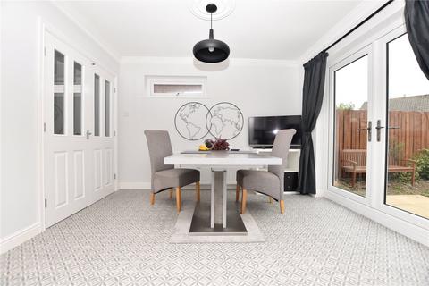3 bedroom detached bungalow for sale, Upper Green Avenue, Tingley, Wakefield, West Yorkshire