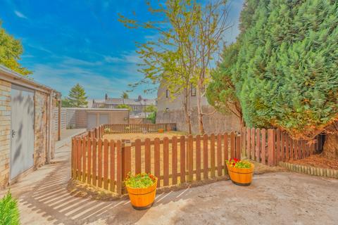 5 bedroom flat for sale, Bonnymuir Place, Midstocket, Aberdeen, AB15