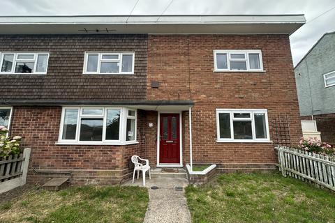 2 bed flat/apartment for rent in Oriel Avenue, Gorleston, GREAT YARMOUTH