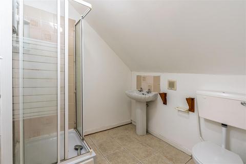 6 bedroom terraced house to rent, *HMO* Albury Road, Jemsond, NE2