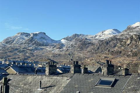 3 bedroom end of terrace house for sale, Cromwell Street, Blaenau Ffestiniog