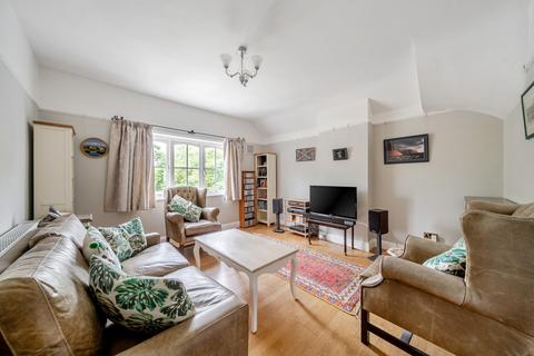 3 bedroom maisonette for sale, Maze Hill, London