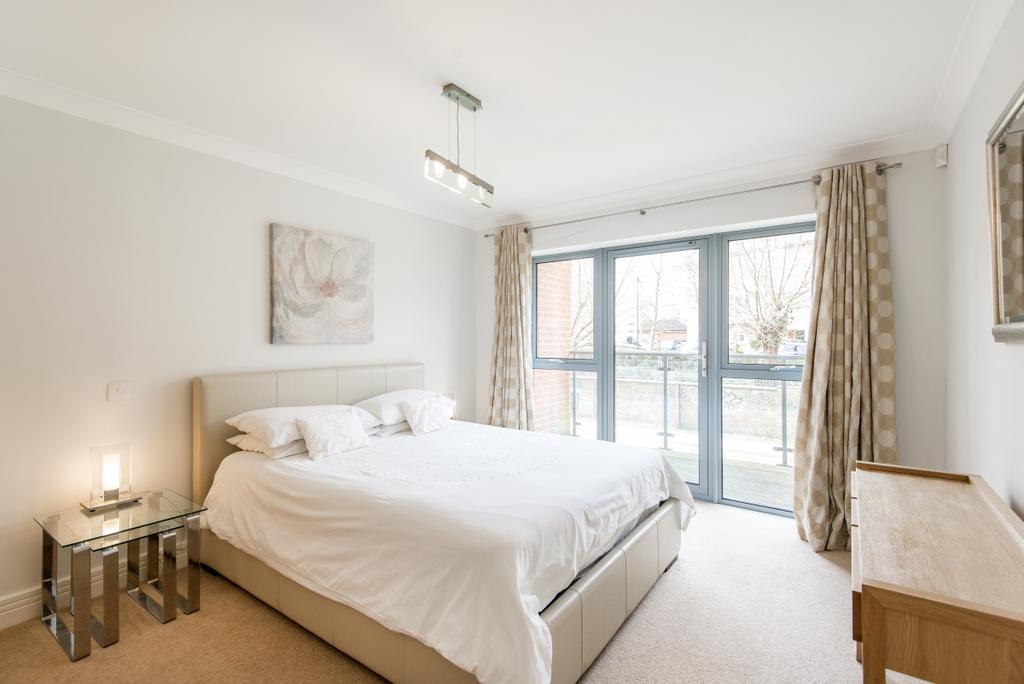 Apartment in Oxford, Jericho - View 2
