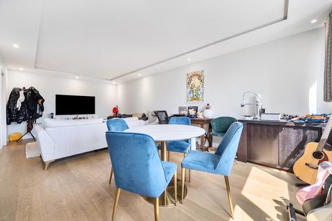 undefined, Upper Ground, London