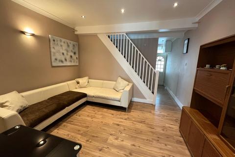 3 bedroom house to rent, Hollybush Street, London, E13