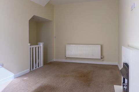 2 bedroom terraced house for sale, Brighouse, Brighouse HD6