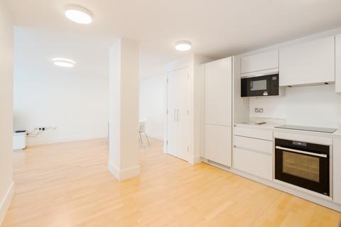 1 bedroom flat to rent, High Timber Street London EC4V