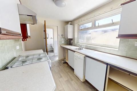 3 bedroom terraced house for sale, Grove Road, Portland, Dorset, DT5 1DA
