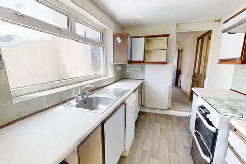 3 bedroom terraced house for sale, Grove Road, Portland, Dorset, DT5 1DA