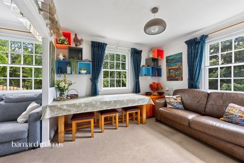 1 bedroom apartment for sale, Rose Hill, Dorking