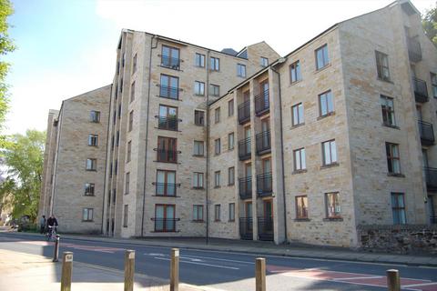 2 bed flat/apartment for rent in Damside Street, Lancaster LA1