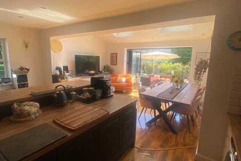 5 bedroom house to rent, Ashcombe Crescent, Witney OX28