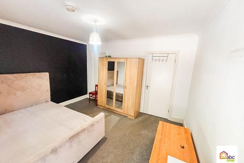 undefined, 32 Park Avenue, Barking,  IG11 8QU, UK