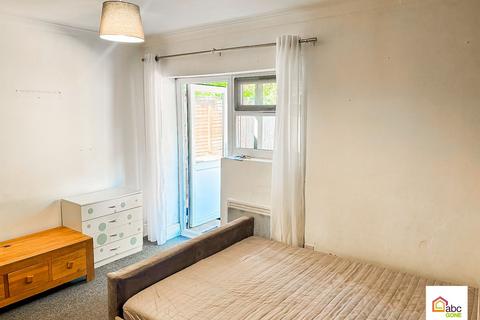 undefined, 32 Park Avenue, Barking,  IG11 8QU, UK