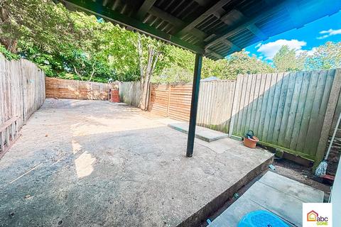 undefined, 32 Park Avenue, Barking,  IG11 8QU, UK