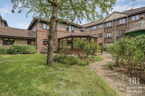 undefined, Vienna Close, Clayhall, IG5