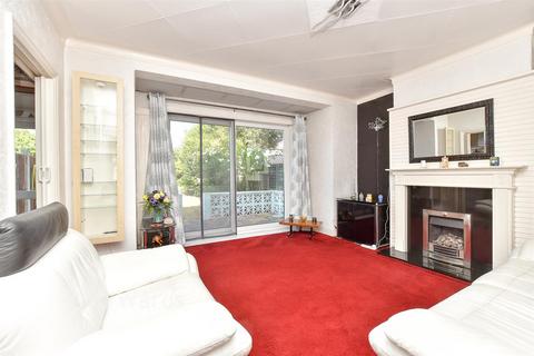2 bedroom ground floor maisonette for sale, Hudson Road, Bexleyheath, Kent