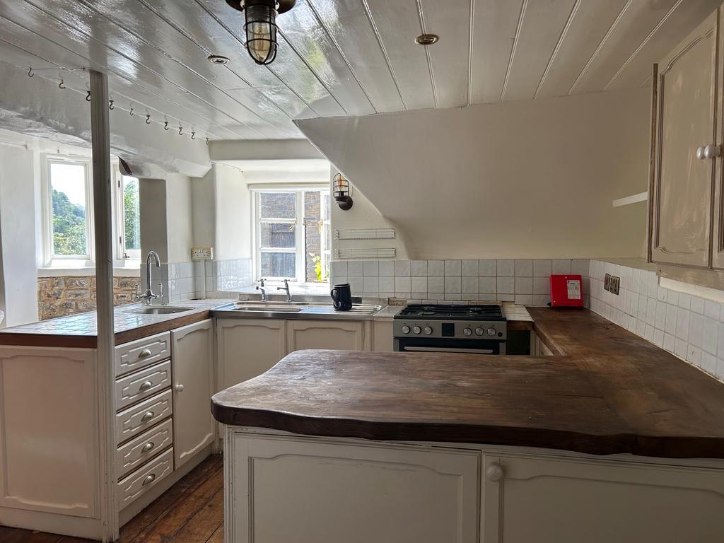 Apartment in Compton Dundon - View 3