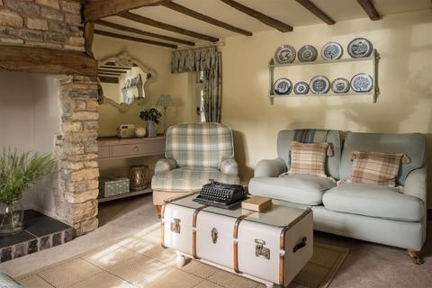 2 bedroom cottage for sale, Main Street, Bretforton WR11