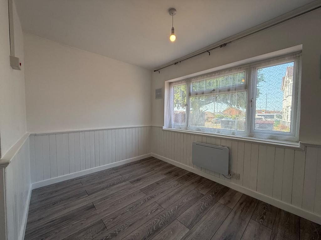 Bursledon Road, Southampton, SO19 - View 5